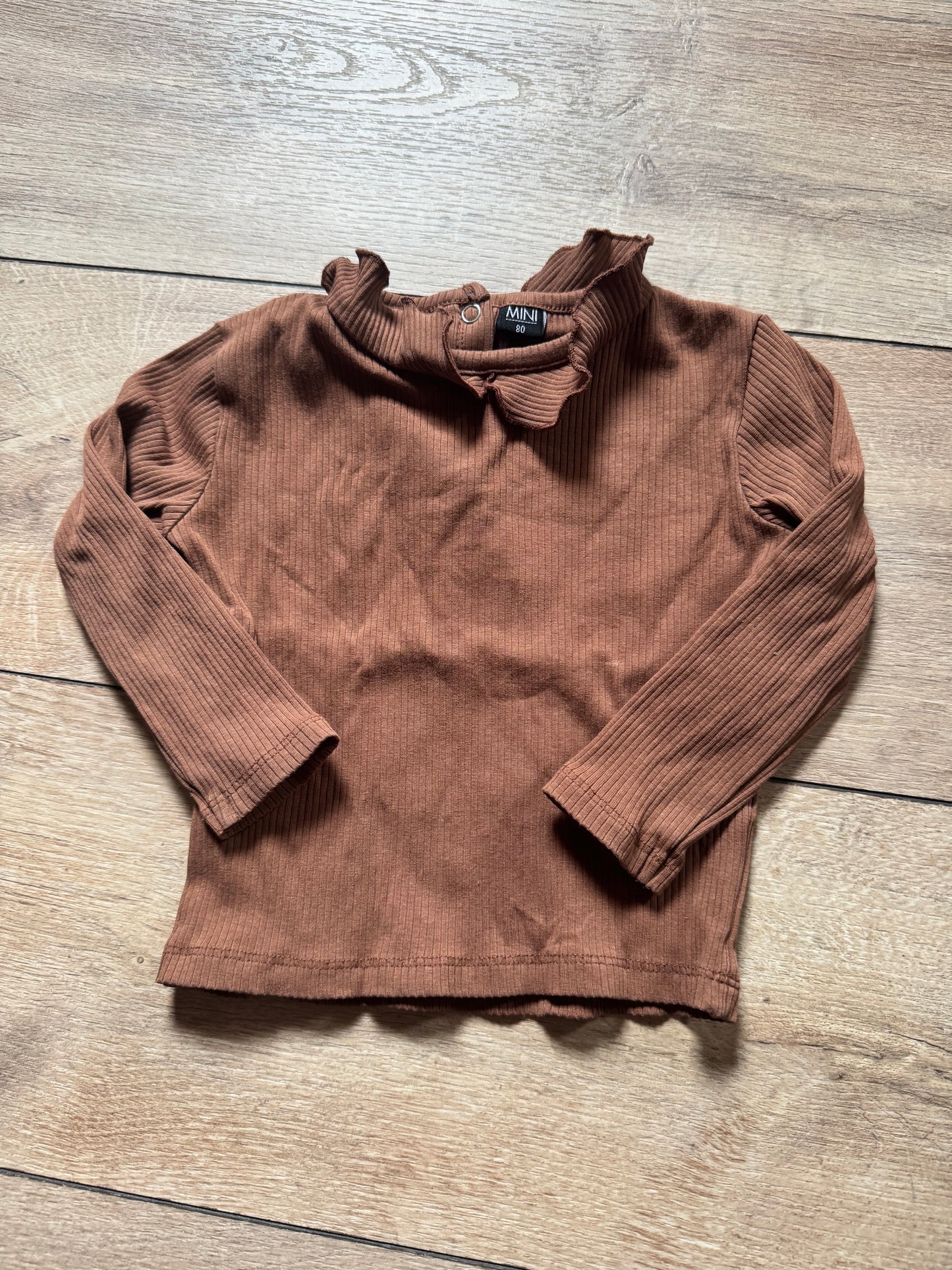 Wibra shirtje maat 80
