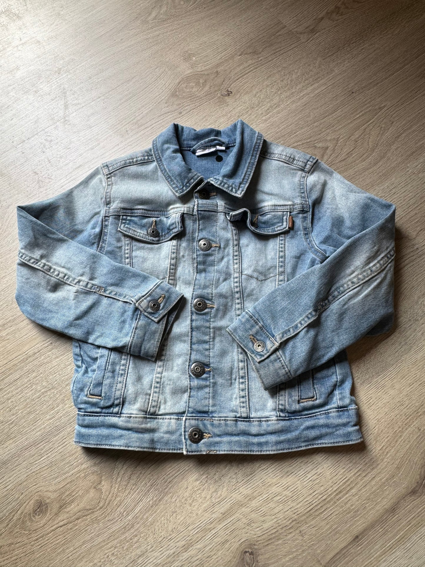 Name it Spijkerjasje maat 116