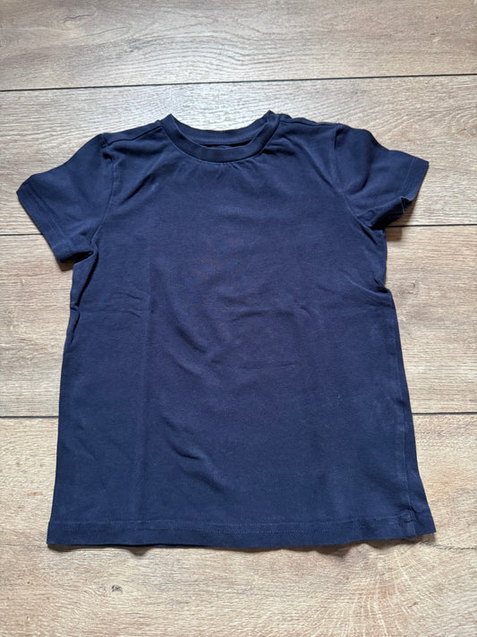 HEMA tshirt maat 122/128