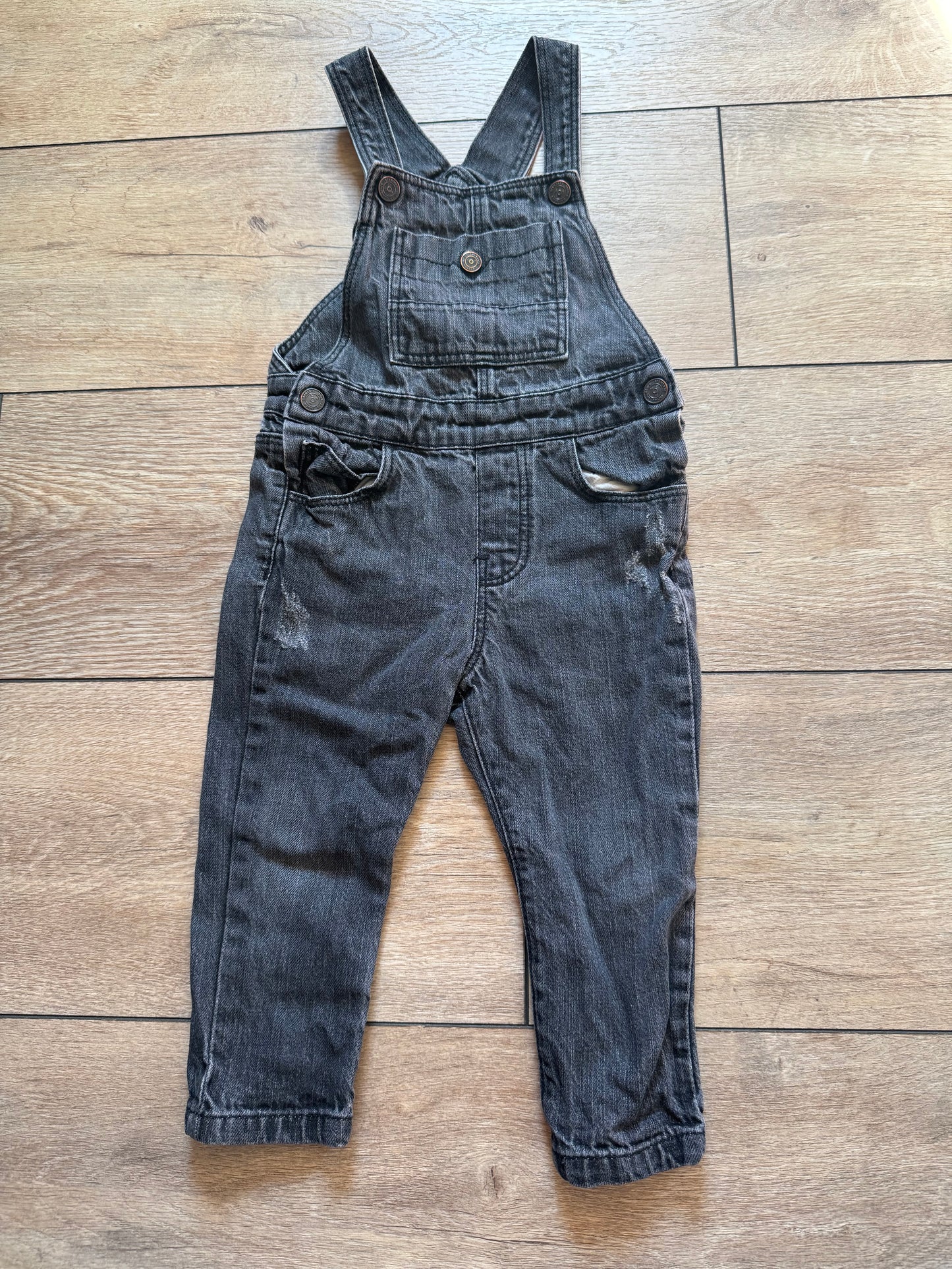 Zara tuinbroek maat 86