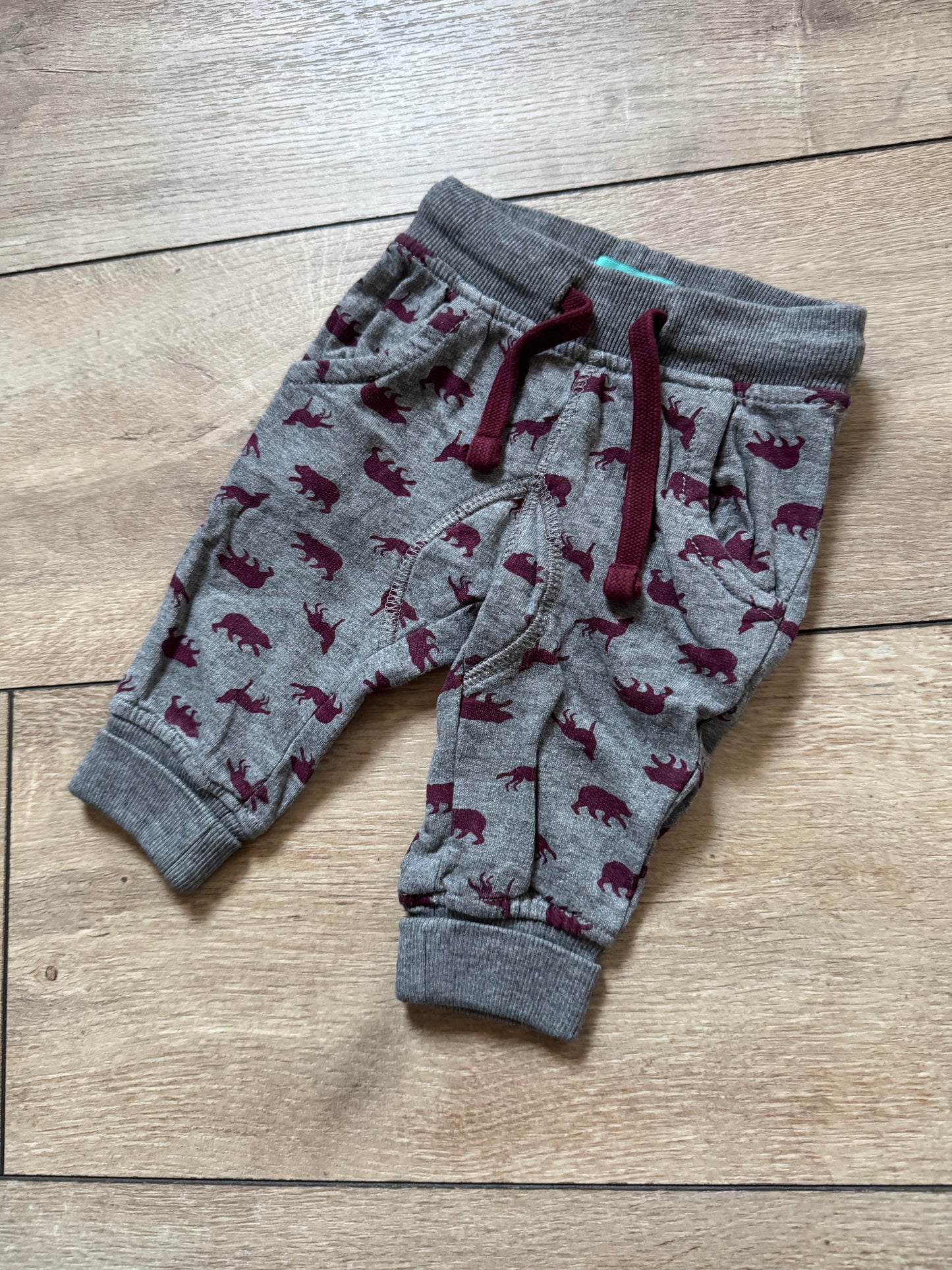 HEMA broek maat 62