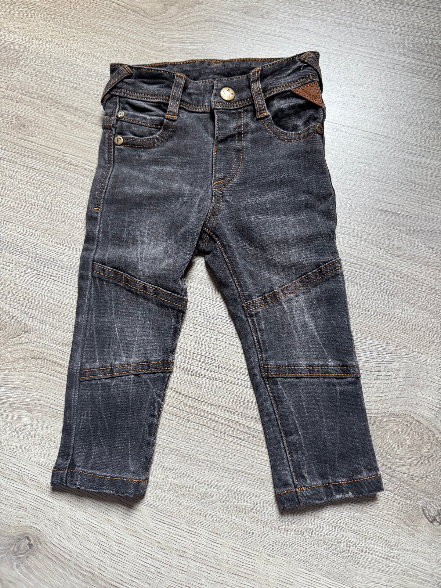 Feetje broek maat 74