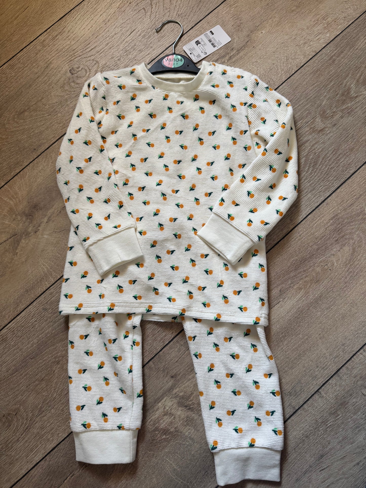 HEMA pyjama maat 98/104 nieuw