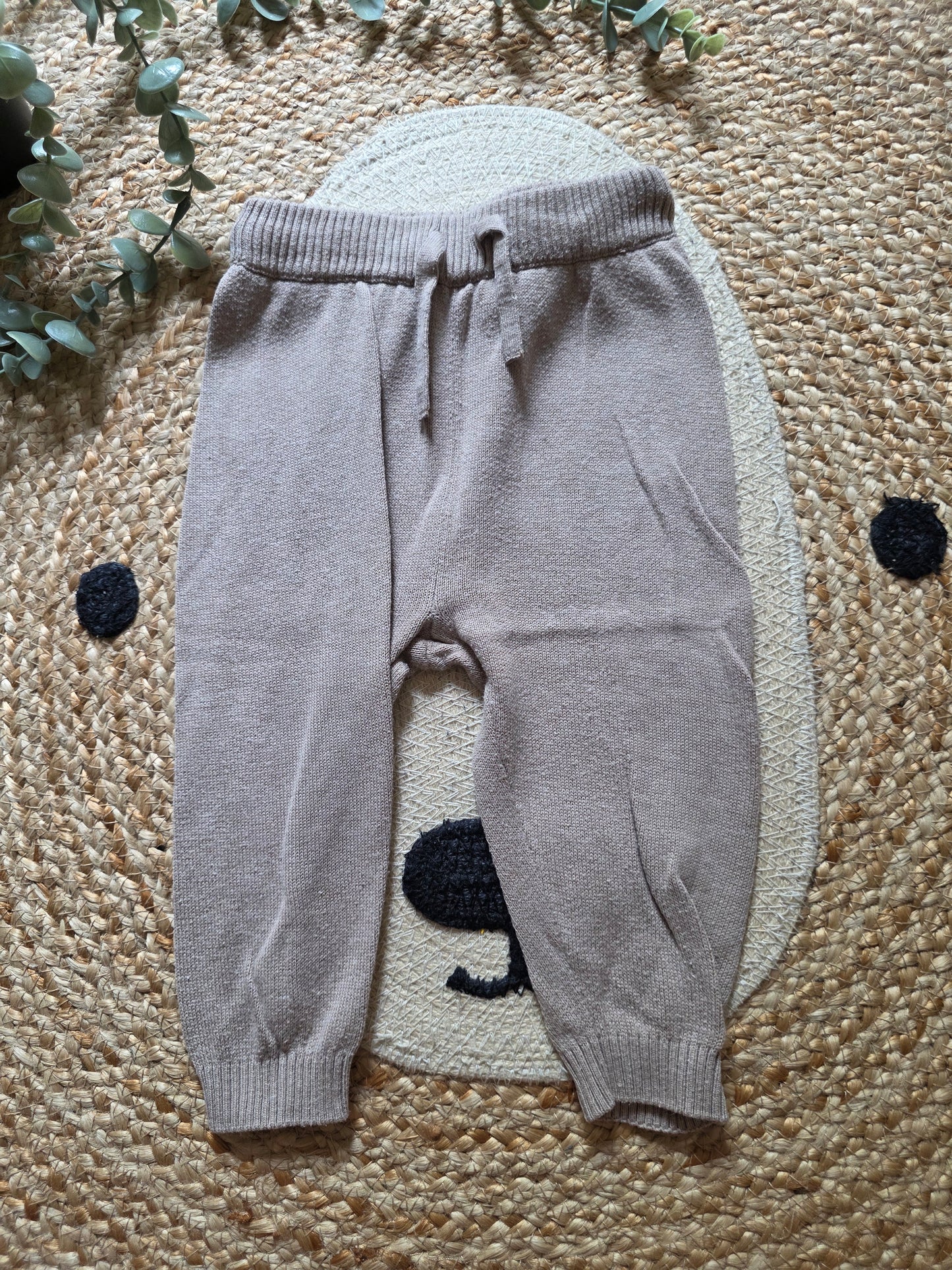 Hema broek maat 74