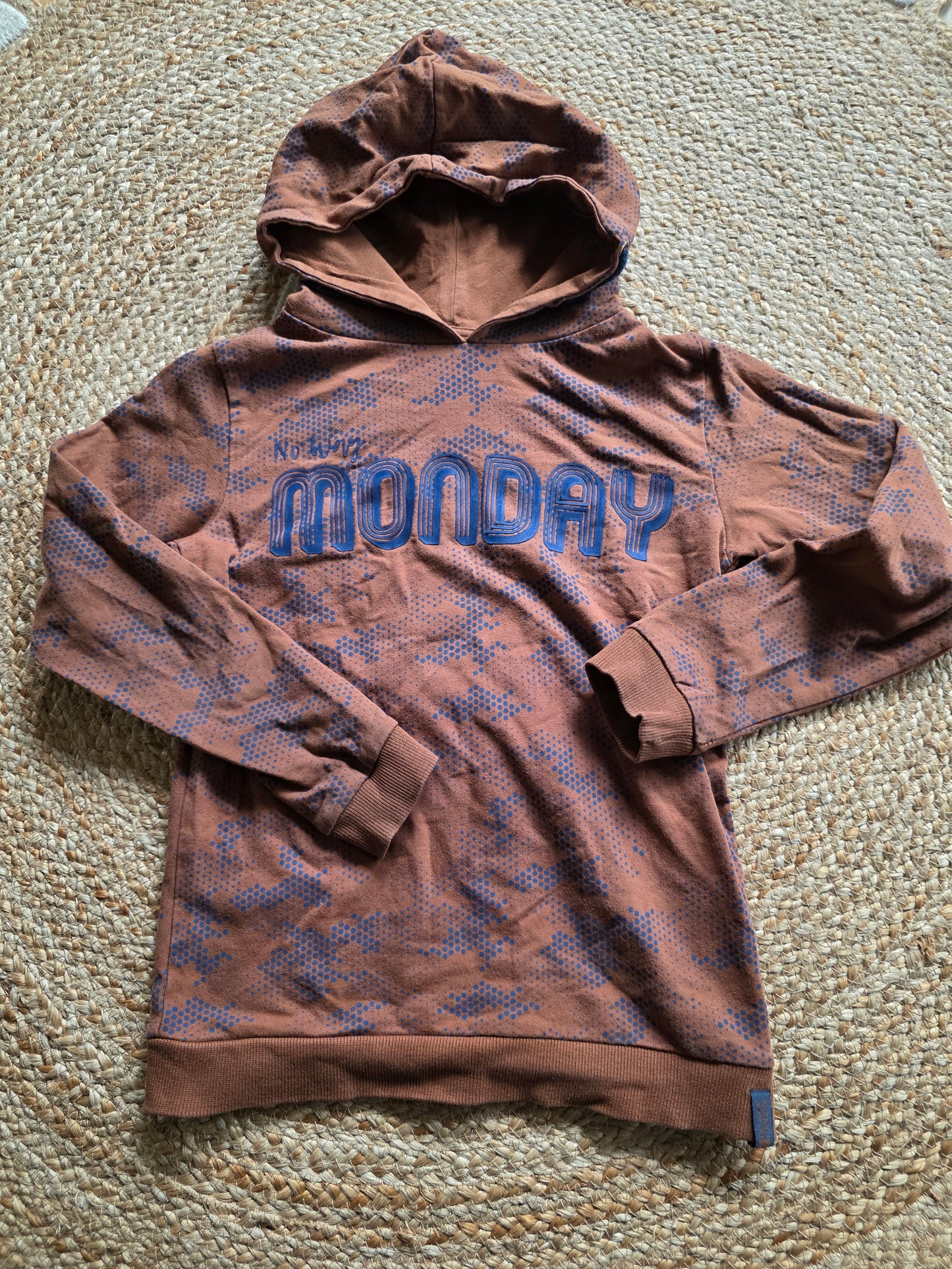 No way monday trui maat 134