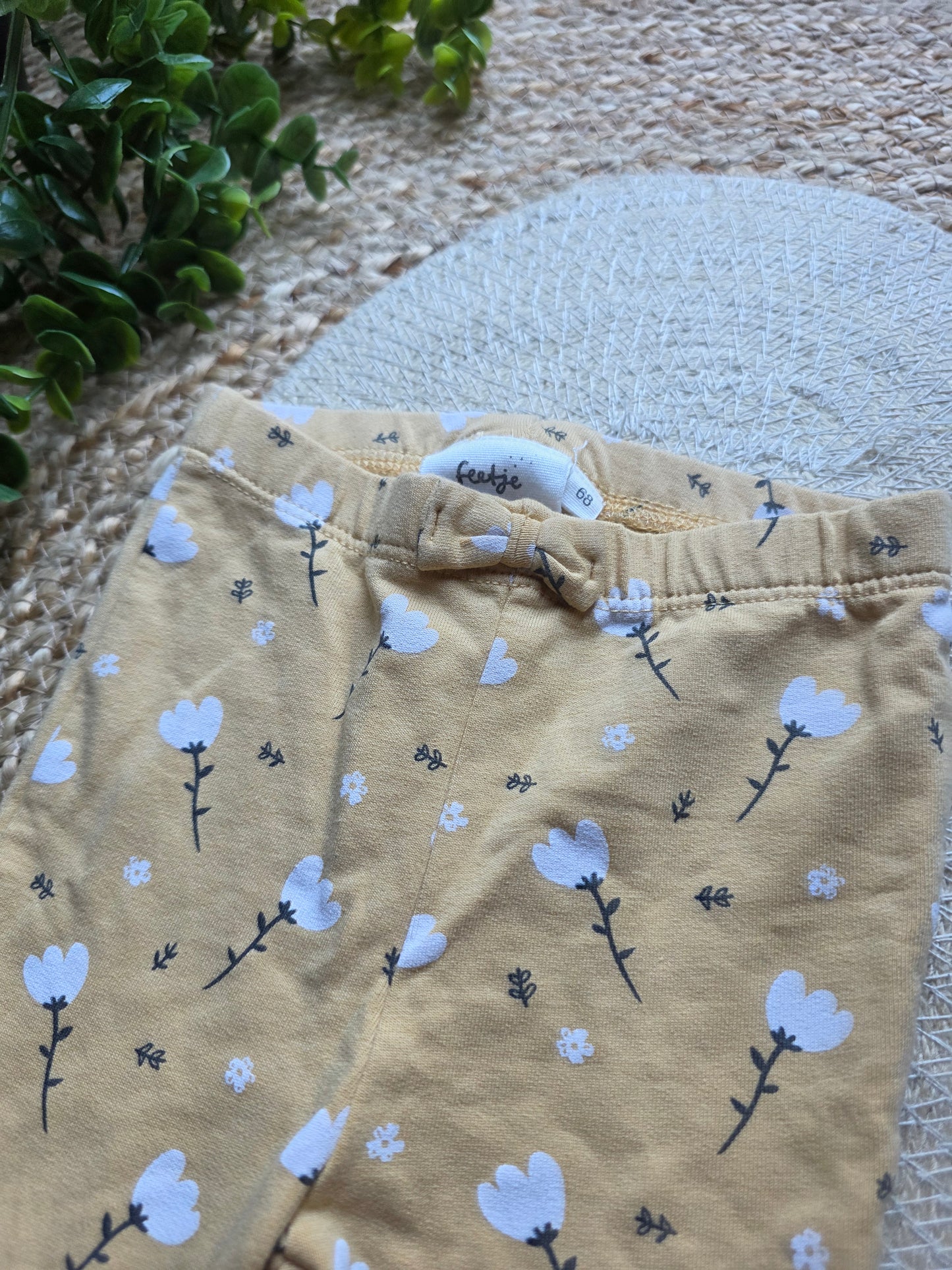 Feetje broek maat 68