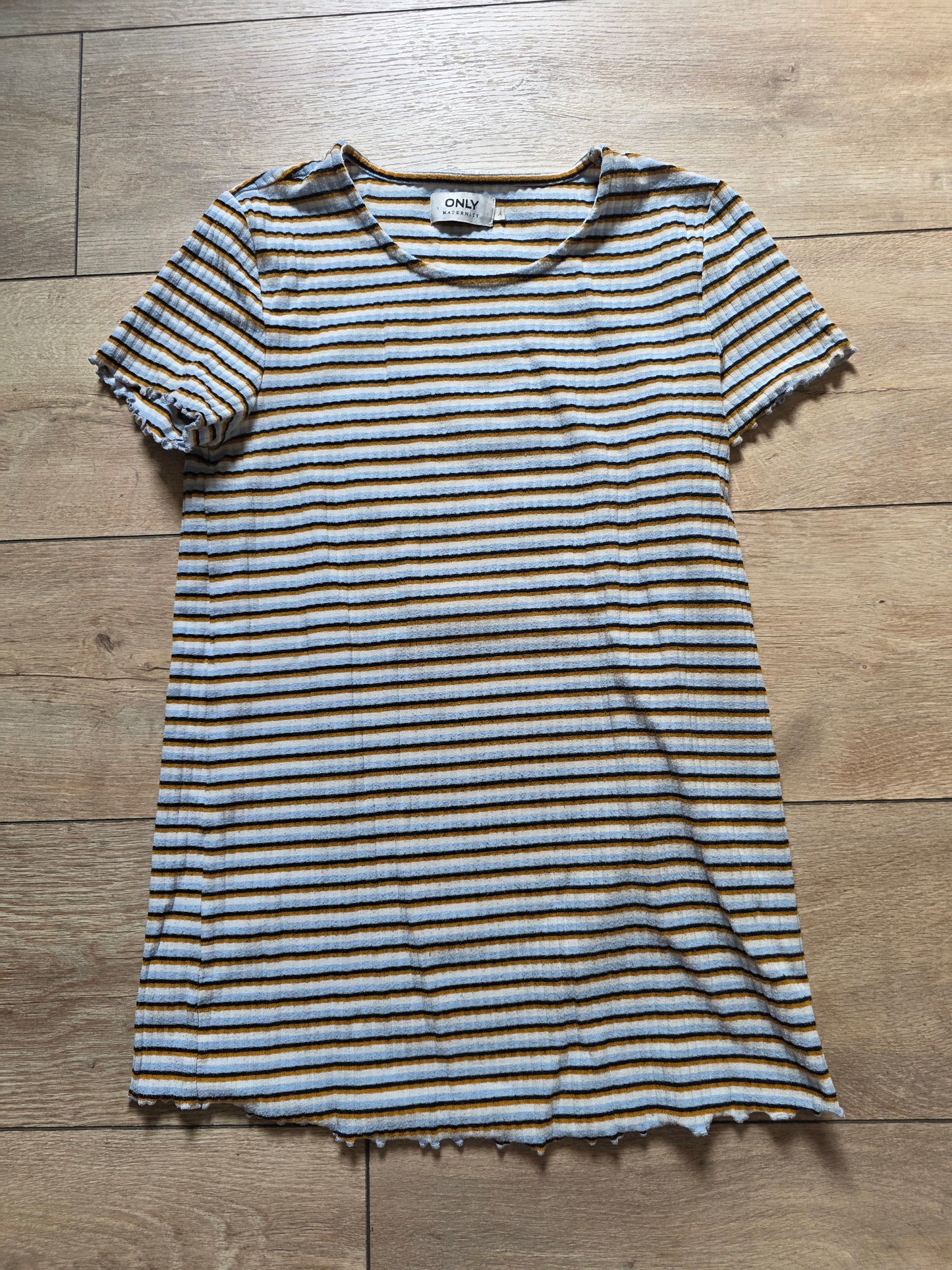 Only zwangerschaps tshirt maat M