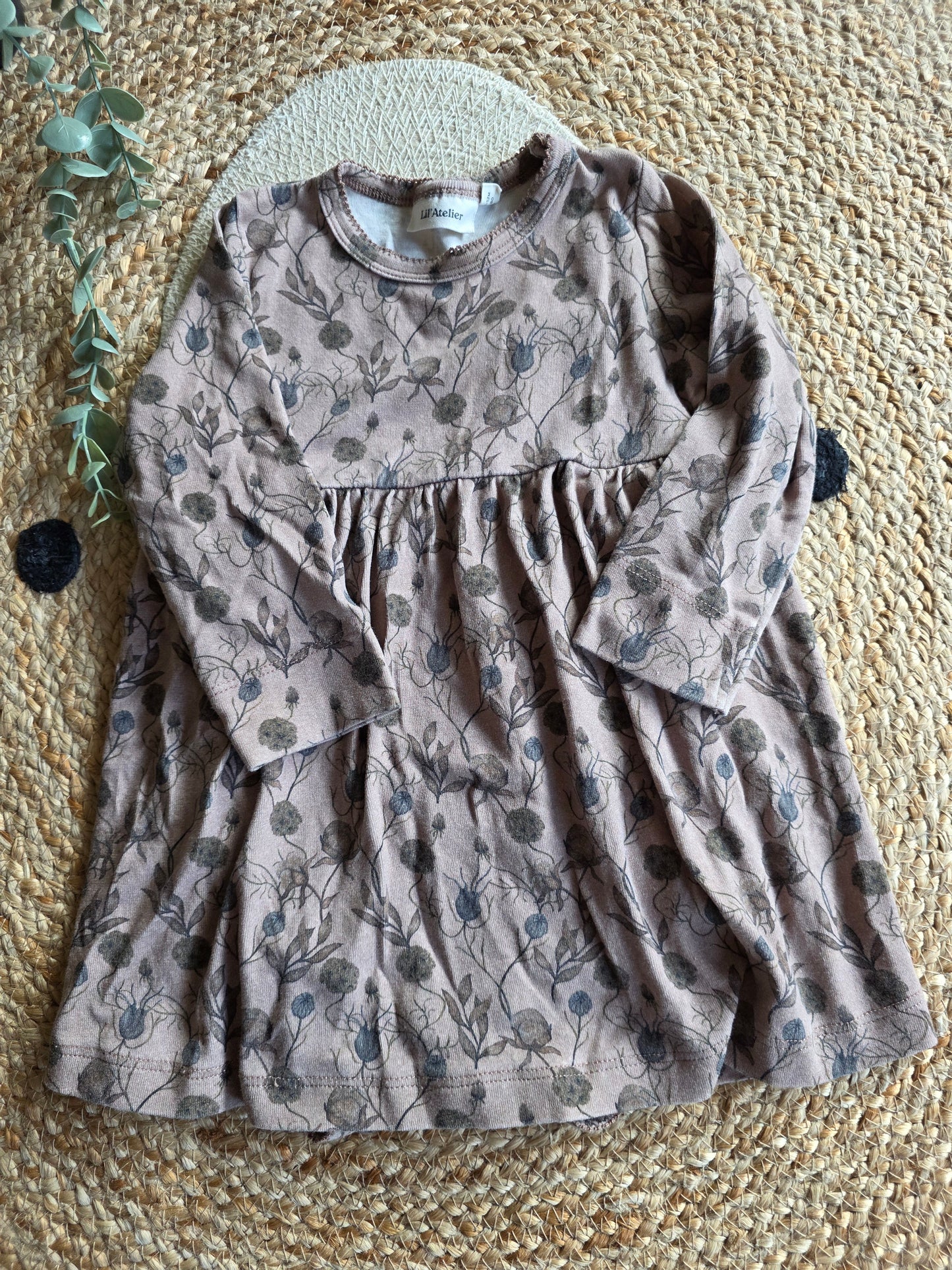 Lil atelier jurkje maat 80