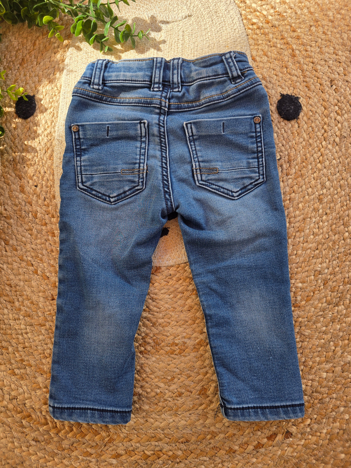 Baby blue jeans maat 86
