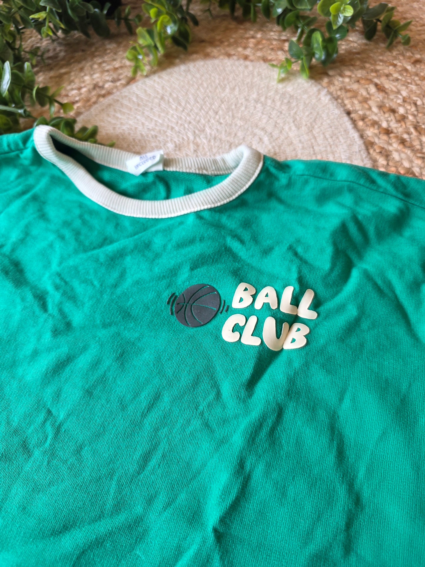 Hema tshirt maat 122-128