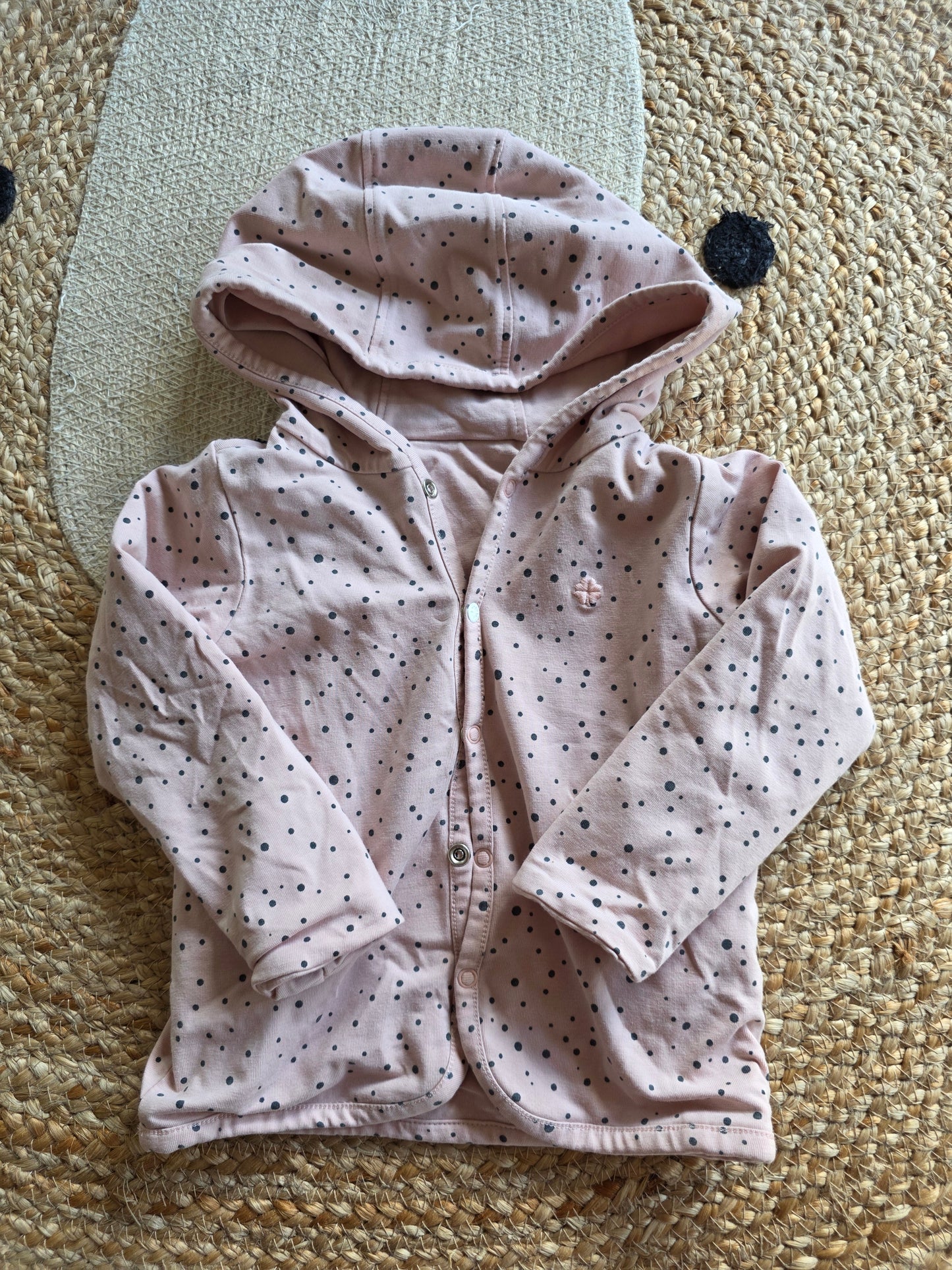 Noppies jasje maat 74