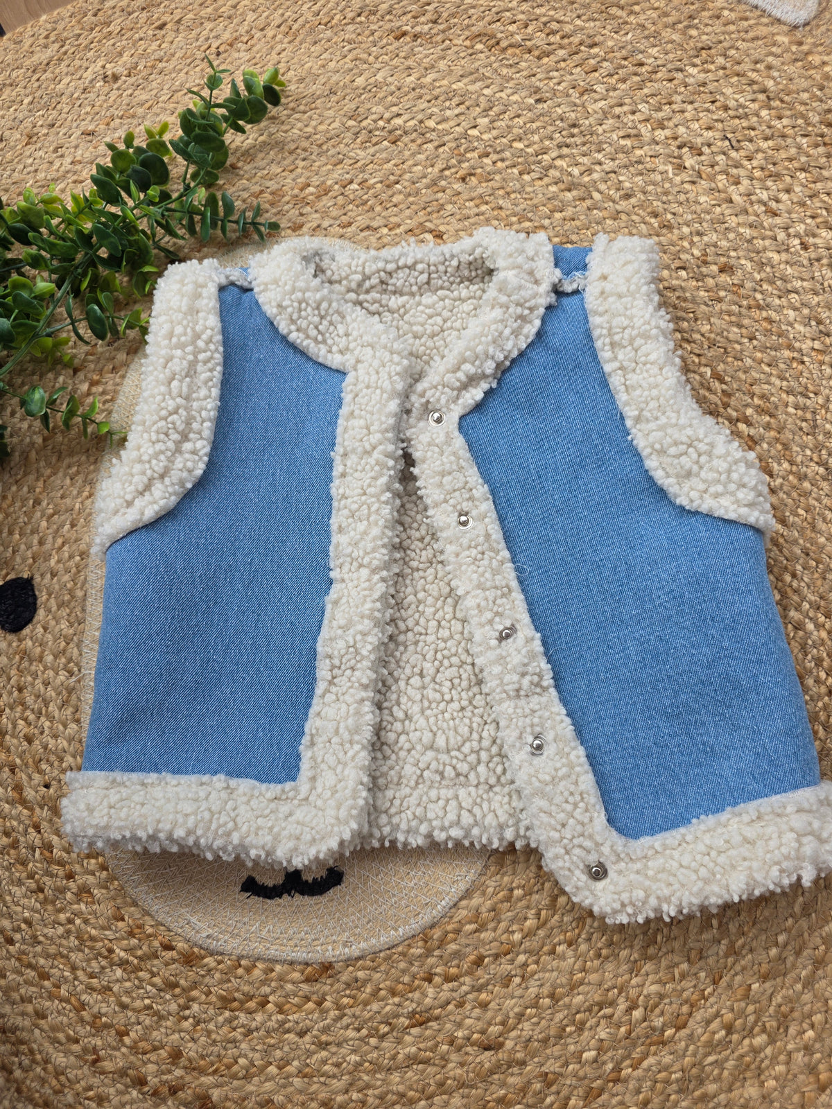 Hema gilet maat 98/104