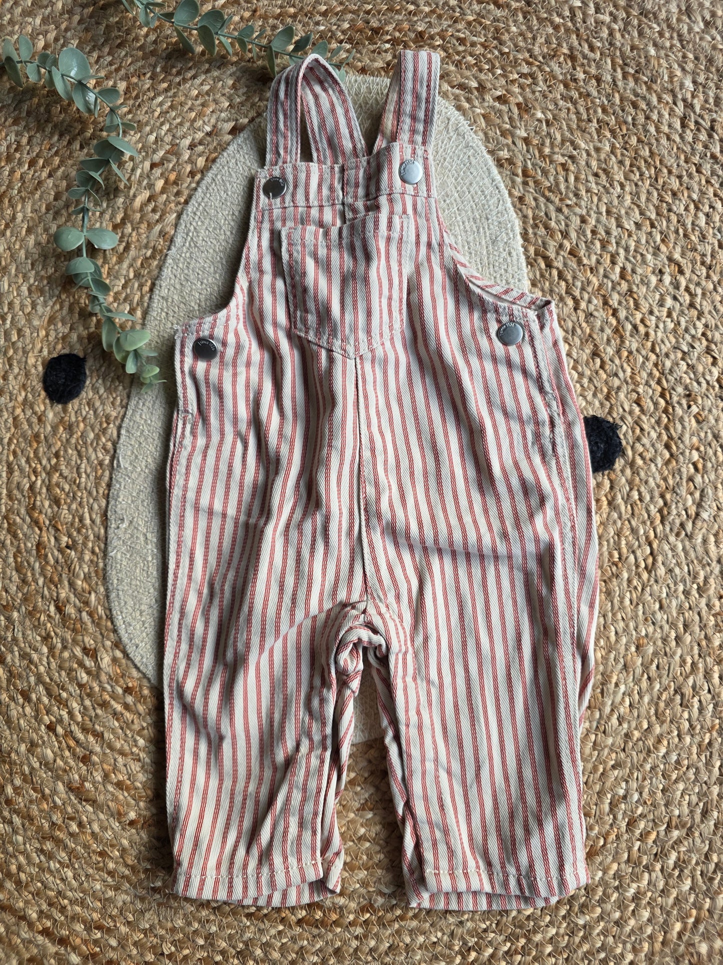 Hema tuinbroek maat 68