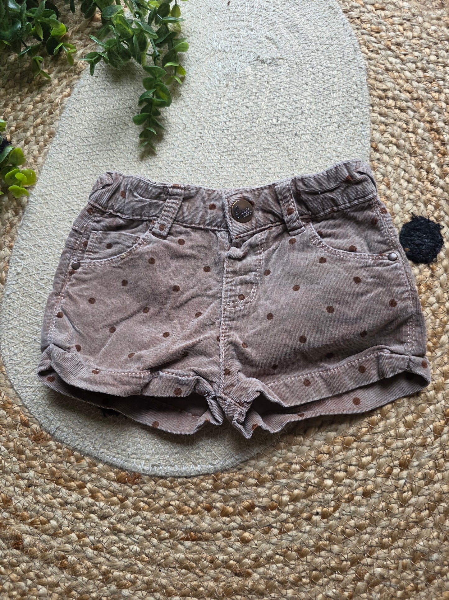 Zara korte broek maat 68 -K225