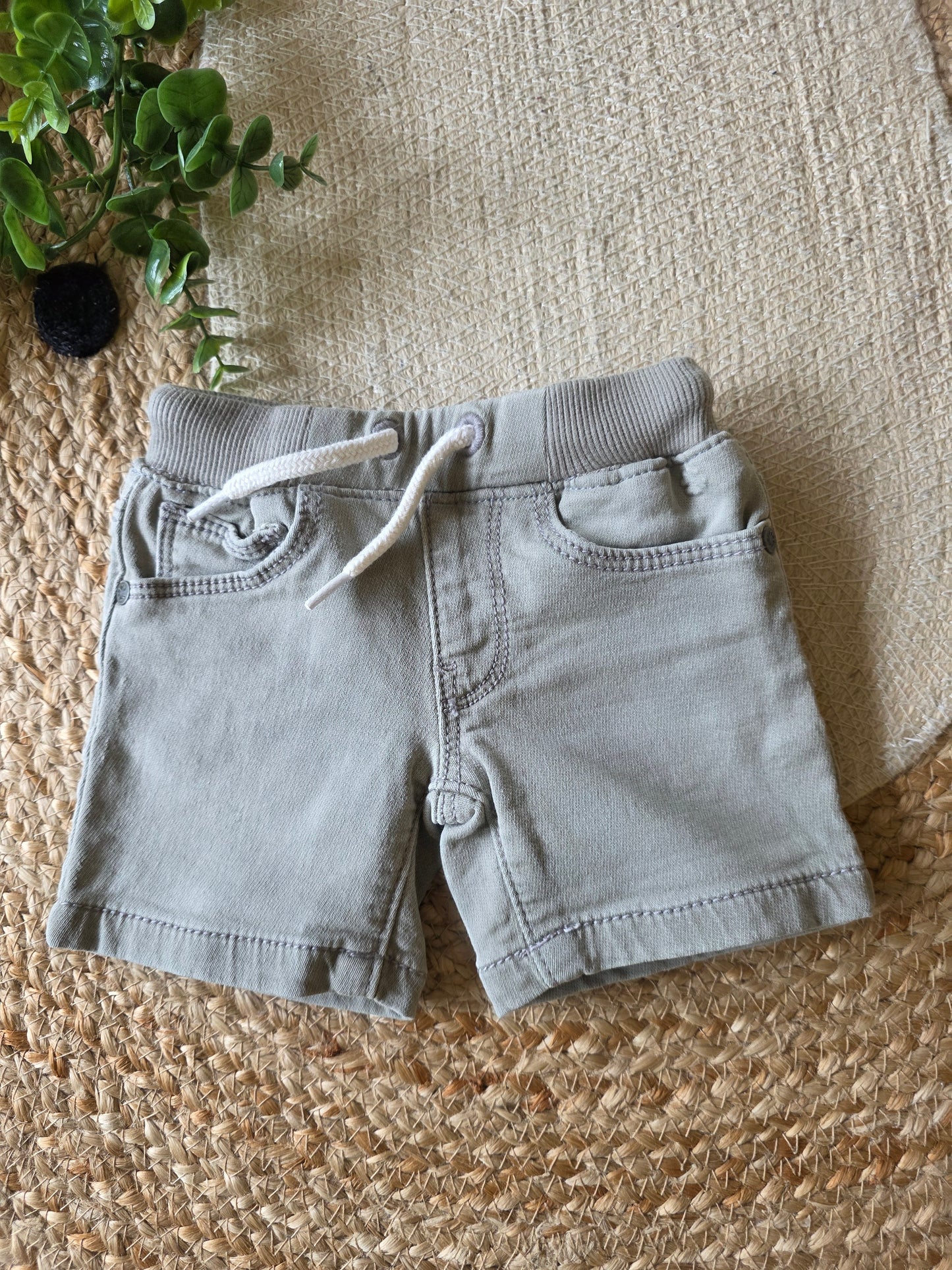 Noppies korte broek maat 56 -K210