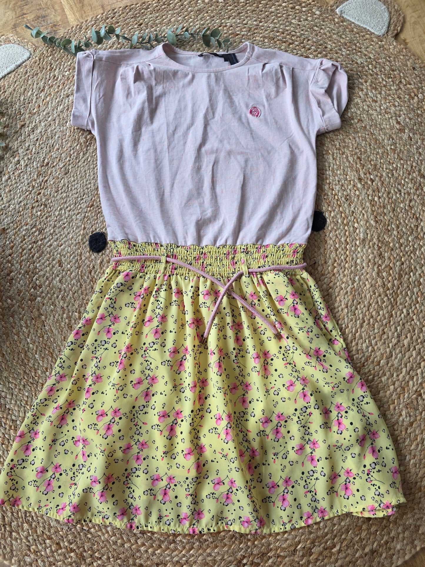 Nono jurkje maat 146/152