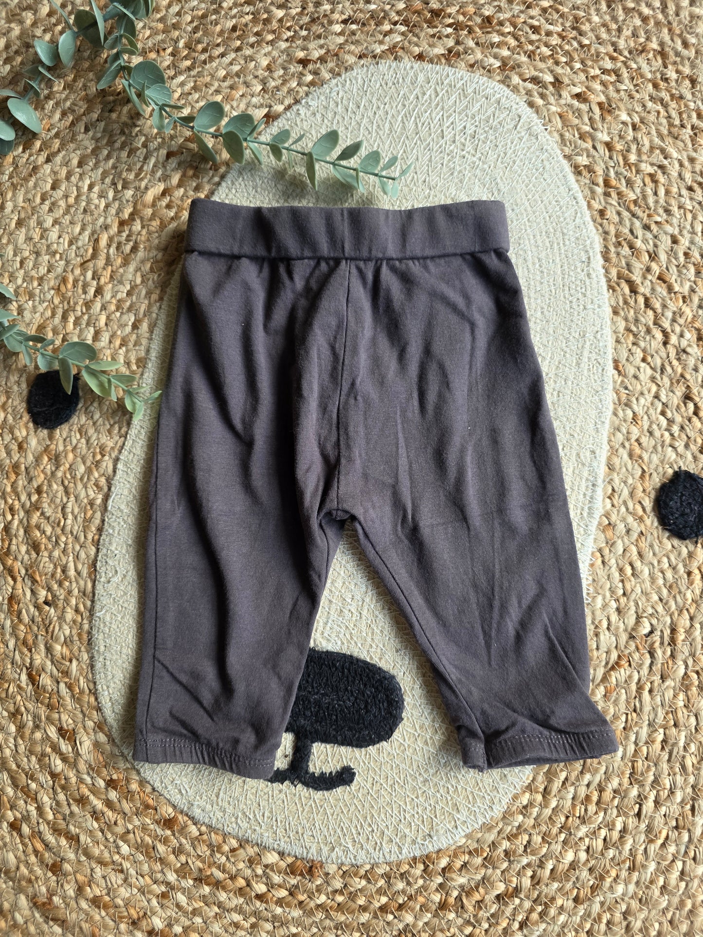 Prénatal broekje maat 56