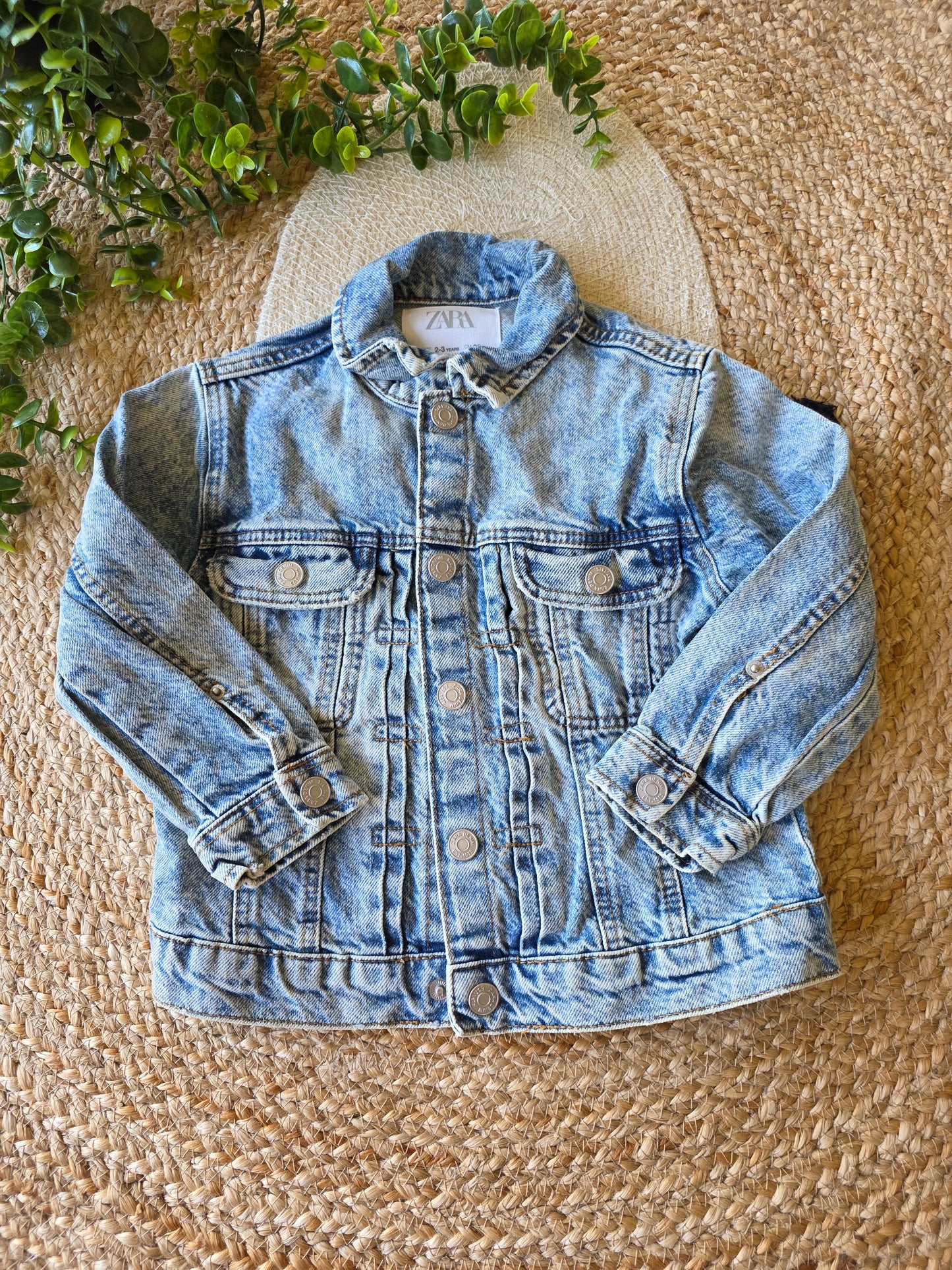 Zara spijkerjas maat 98 - K203