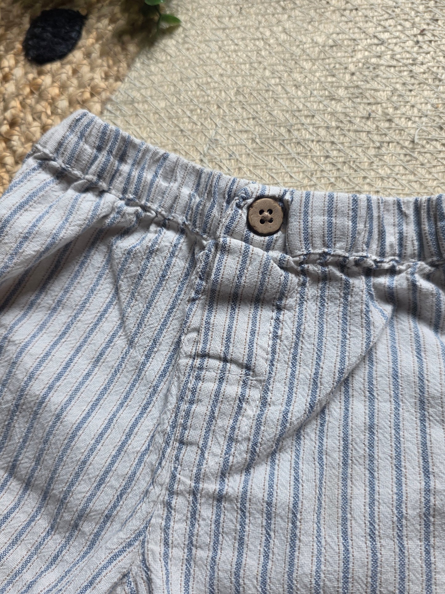 Mayoral korte broek maat 86 -K228