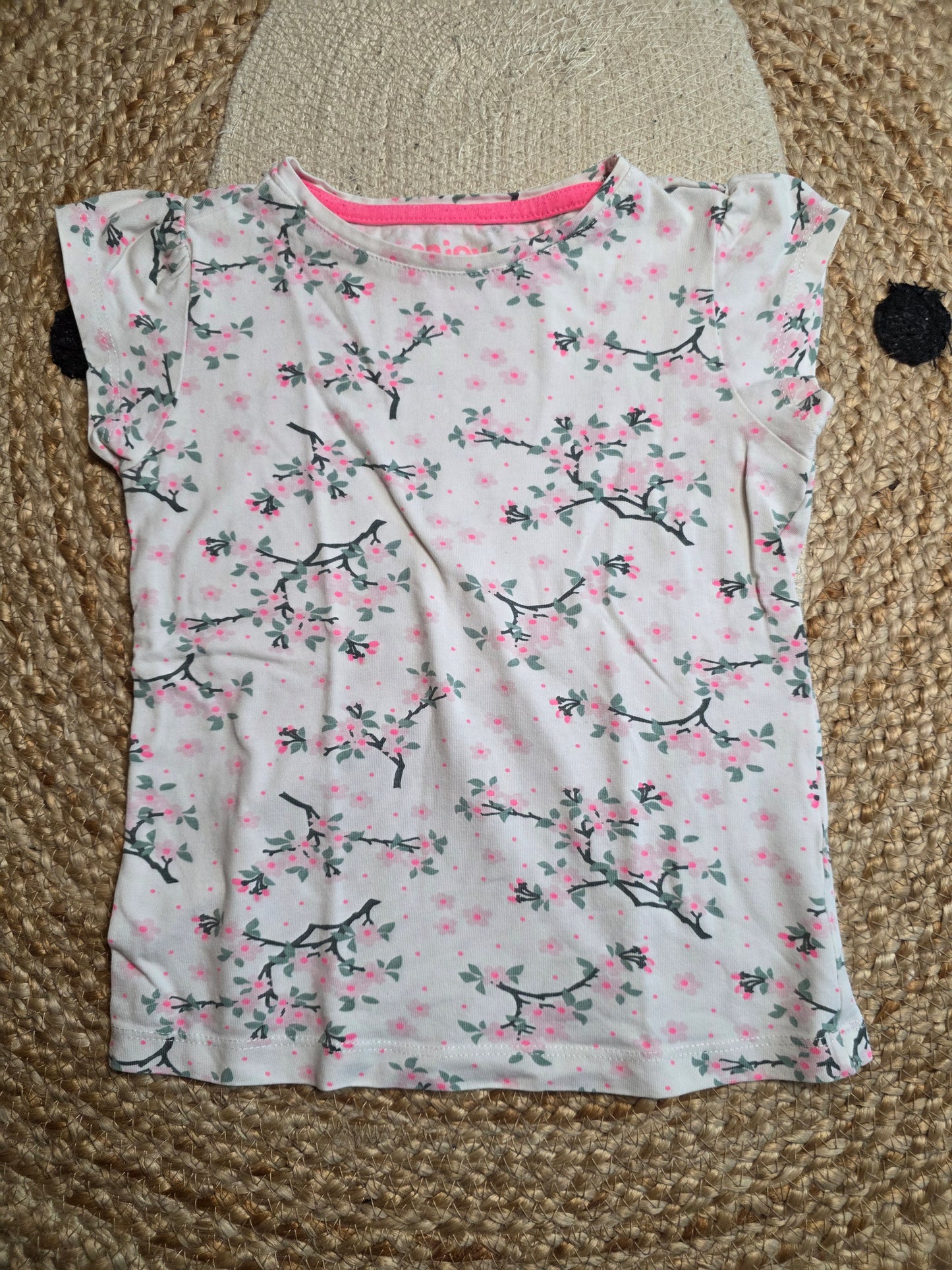 Hema tshirt maat 110/116