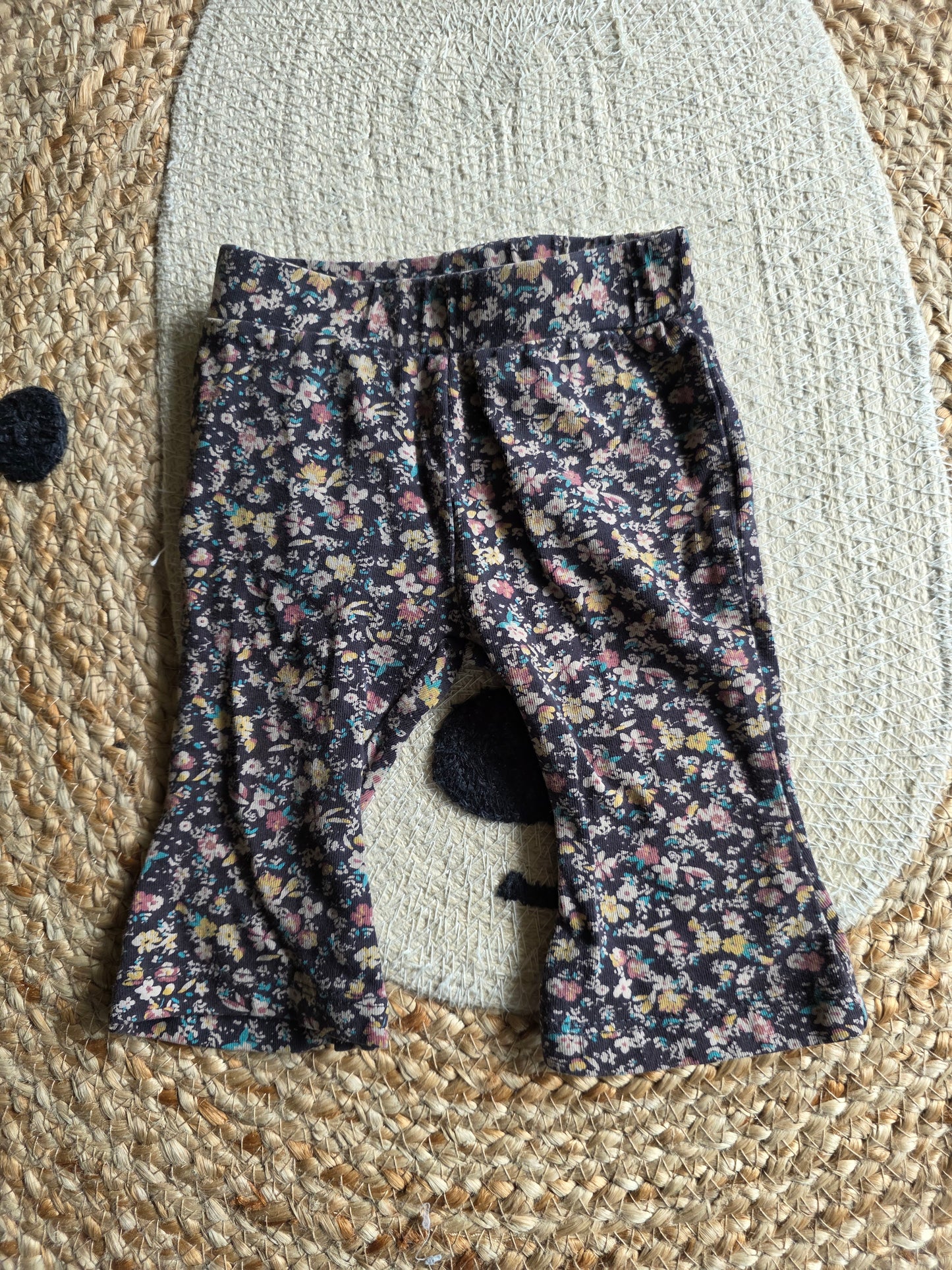 Prénatal broekje maat 56