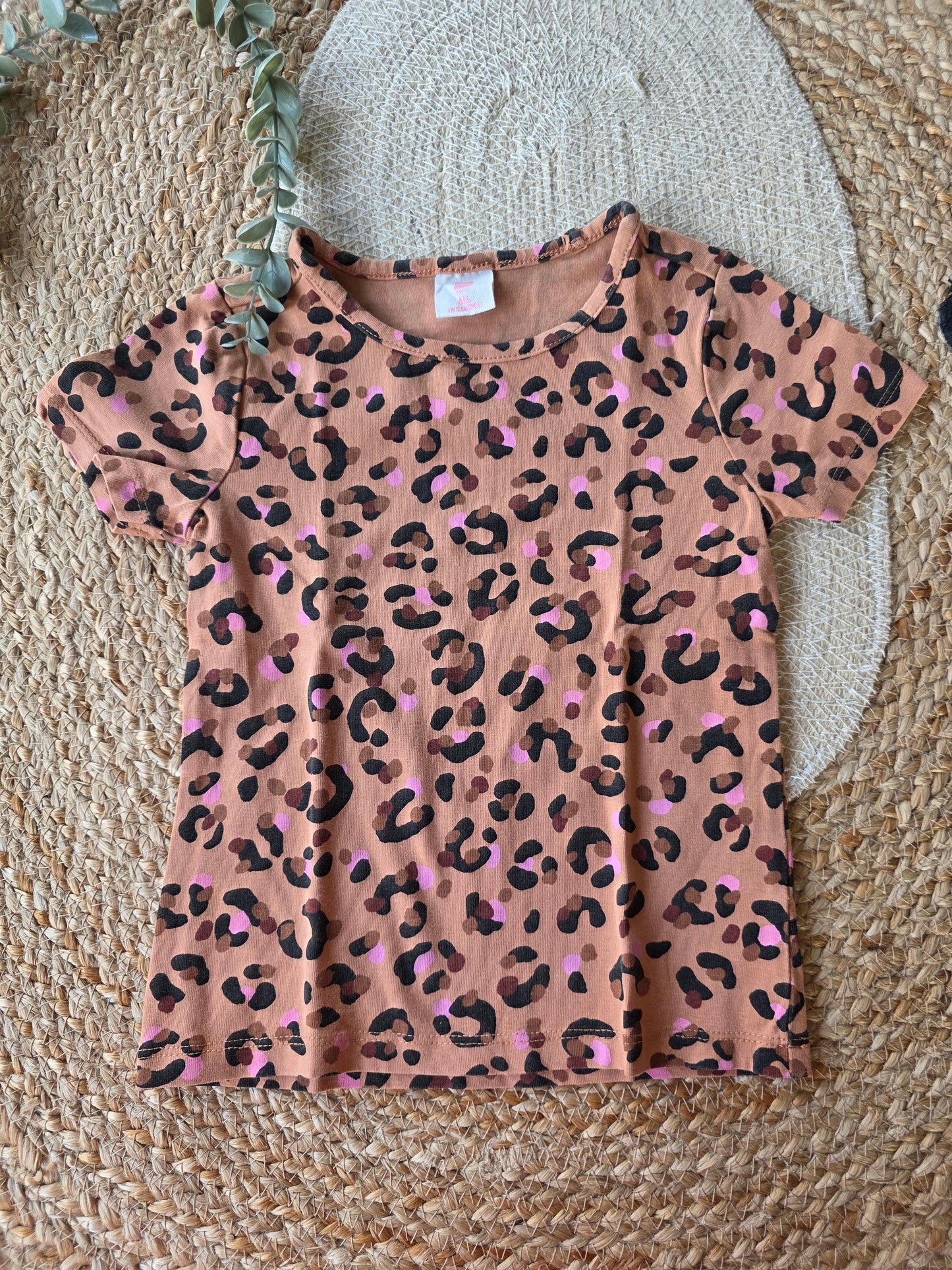 Hema tshirt maat 86/92