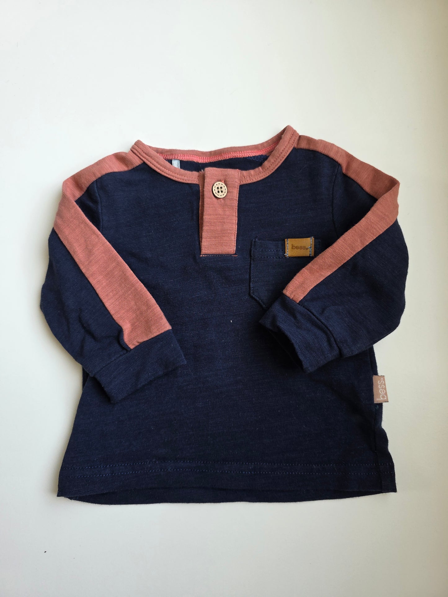Bess shirtje maat 56