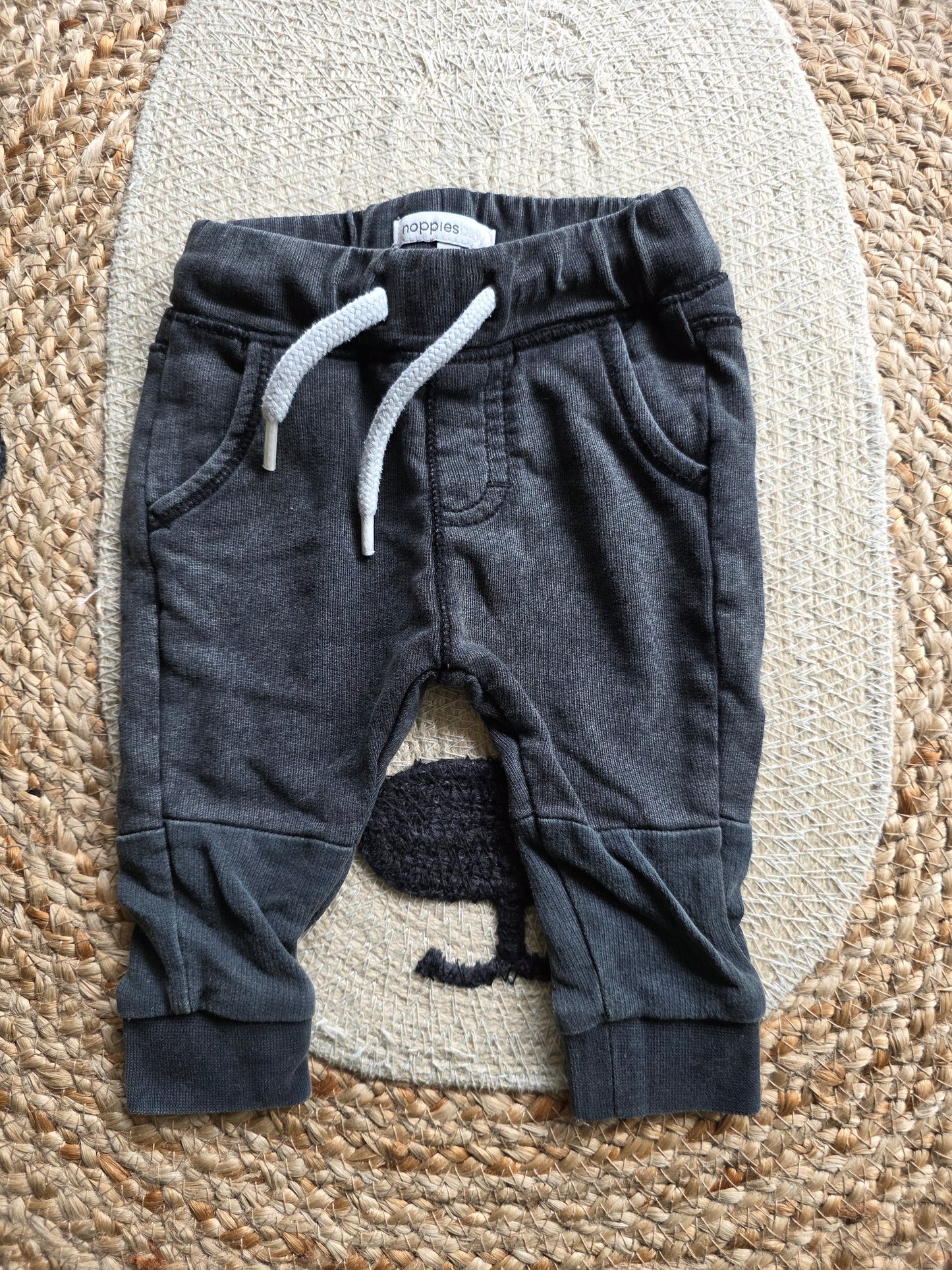 Noppies broekje maat 56
