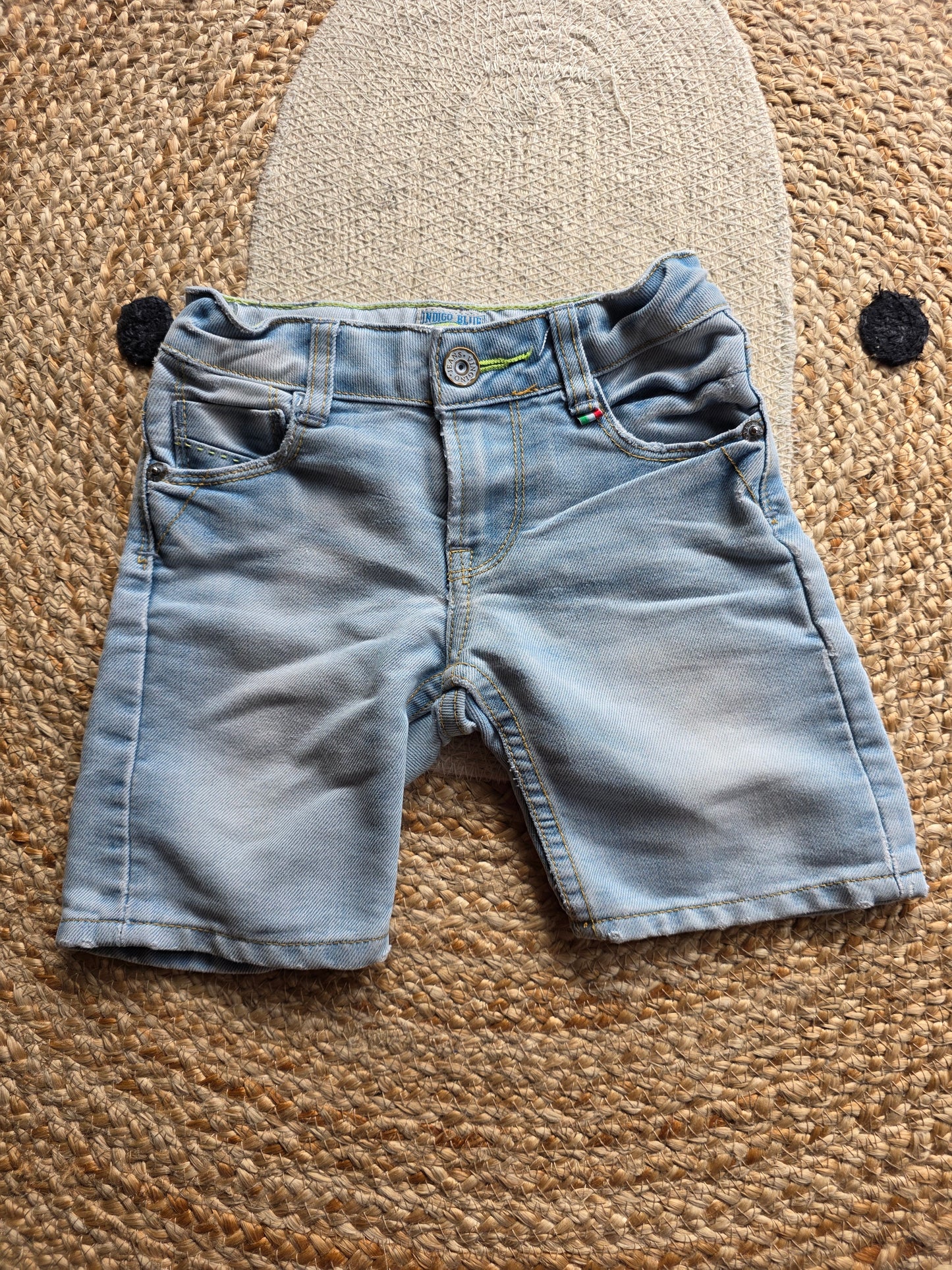 Vingino korte broek maat 98