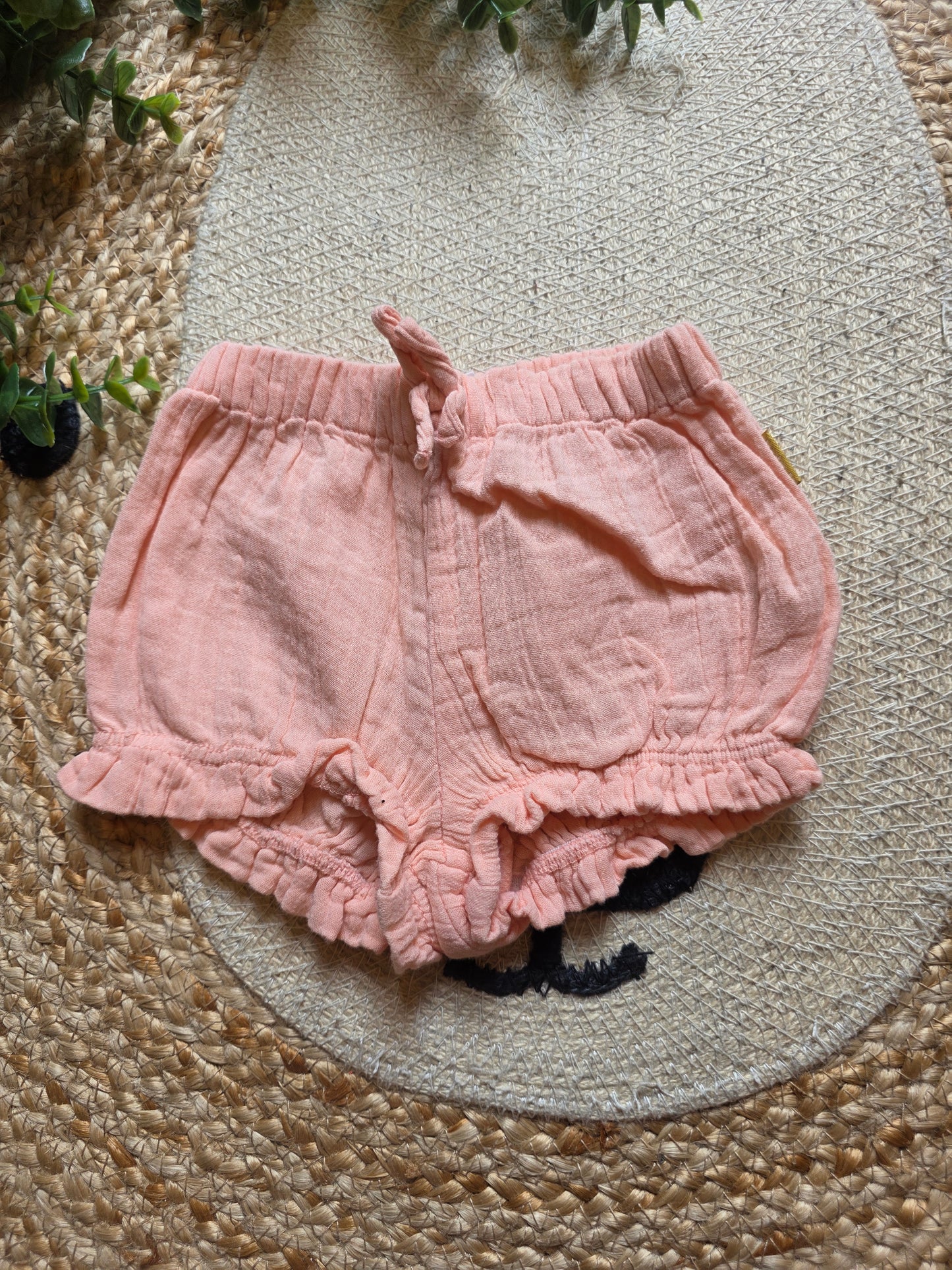 Hema korte broek maat 62 -K229
