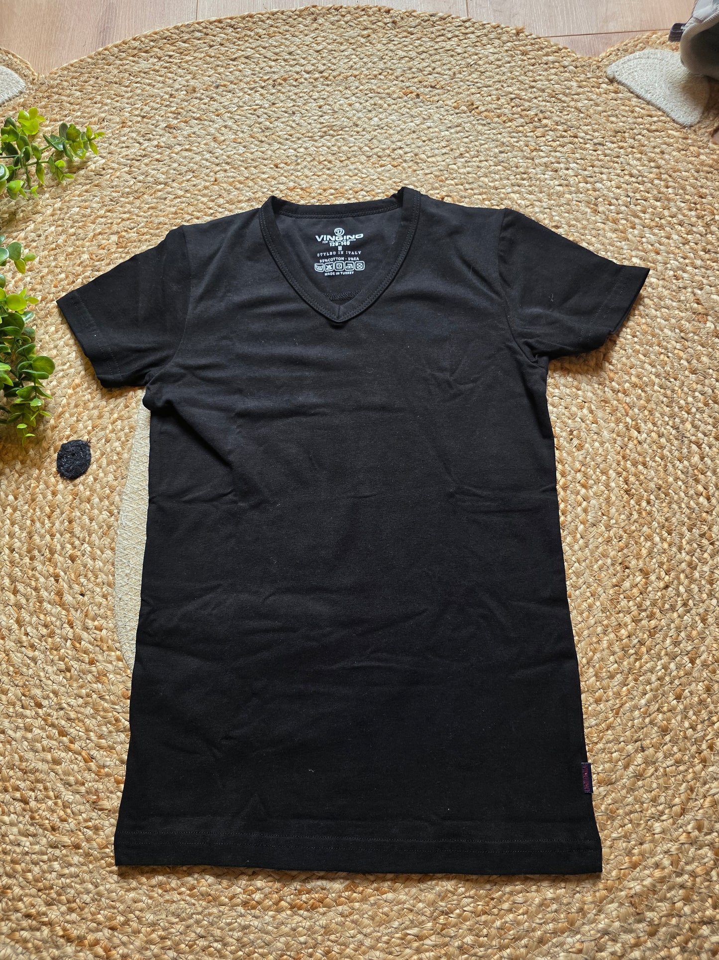 Vingino tshirt maat 128-140