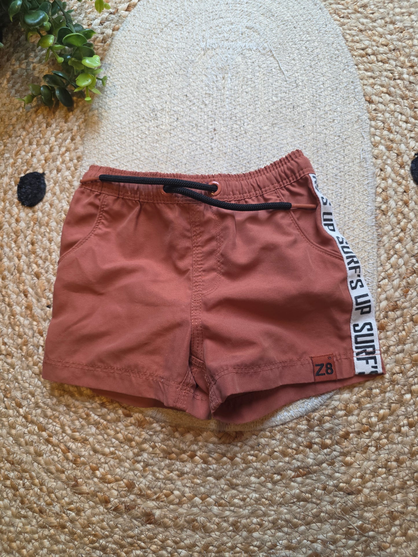 Z8 korte broek maat 74