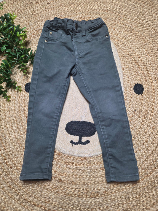Hema broek maat 92