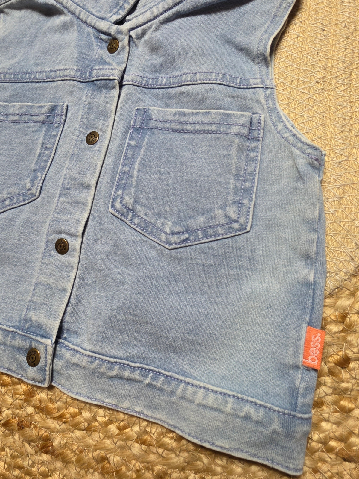Bess gilet maat 80