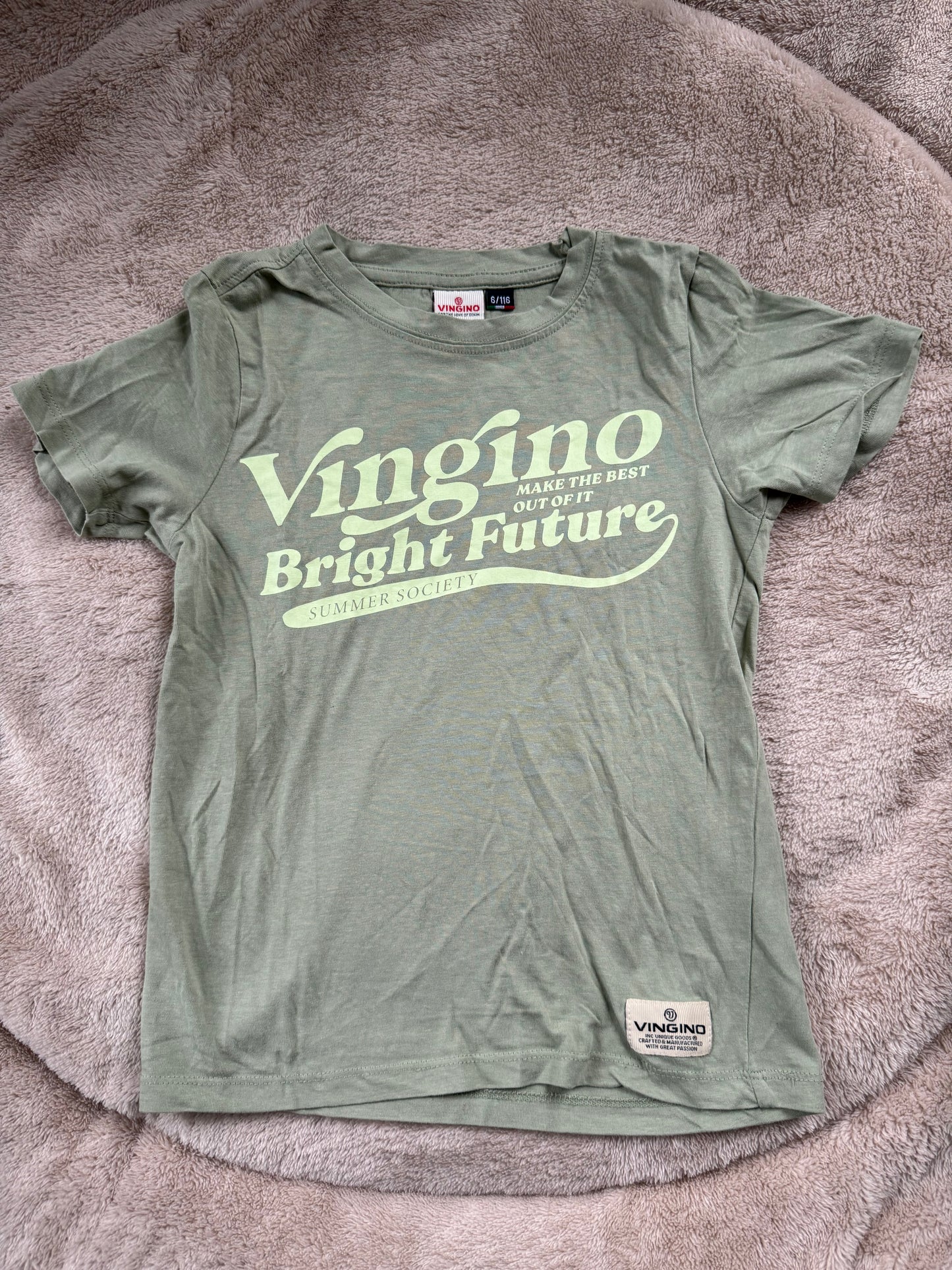 Vingino t-shirt maat 116