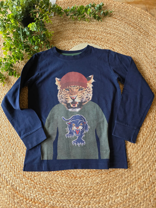 The new shirtje maat 122/128