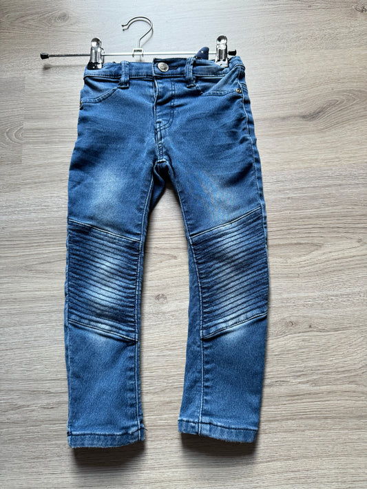 HEMA jeans maat 98