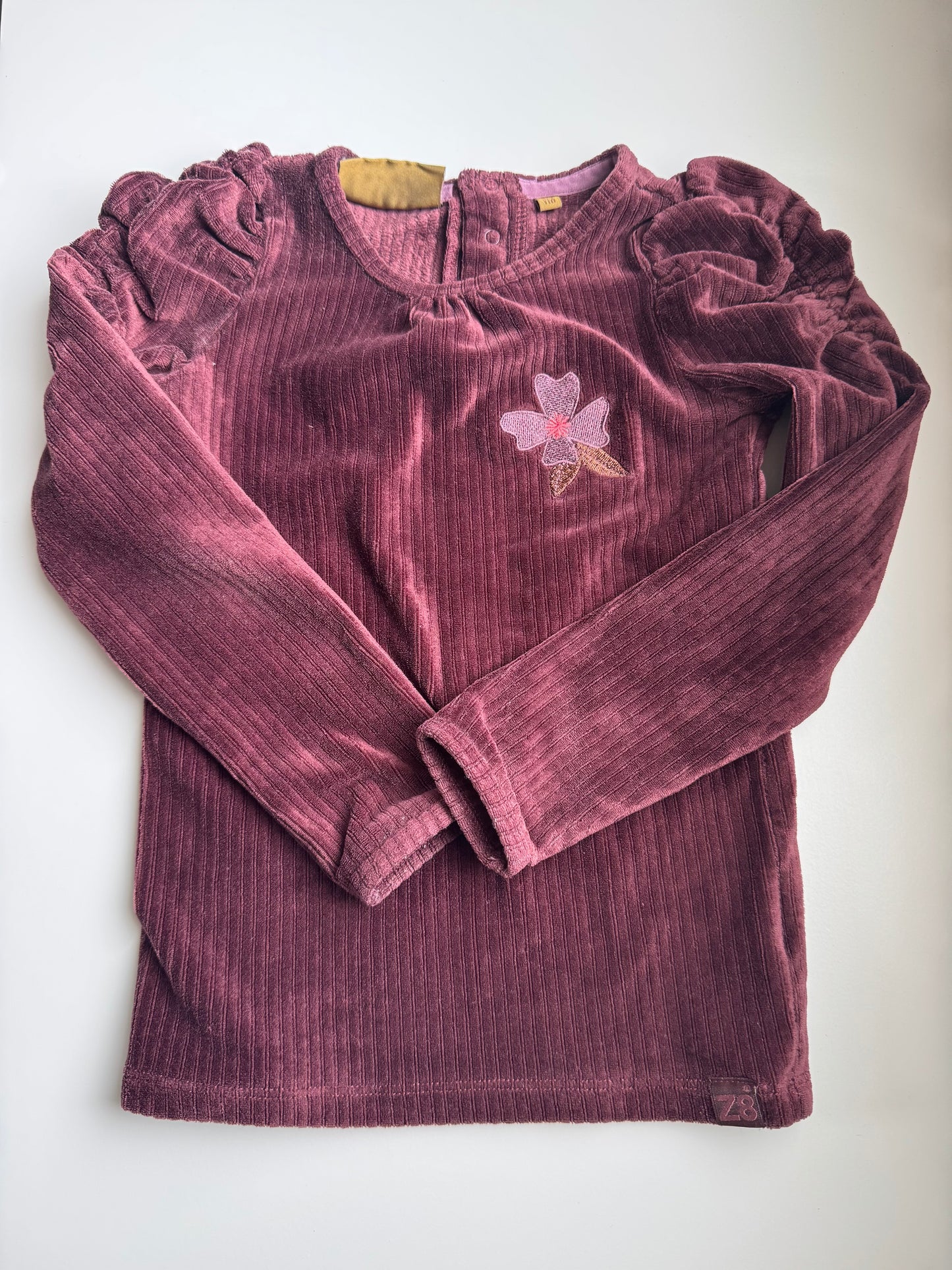 Z8 shirtje maat 104/110