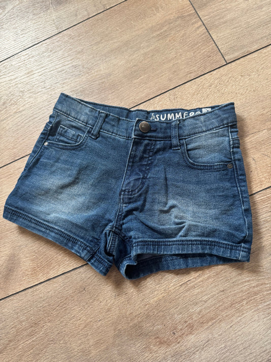HEMA korte broek maat 110/116