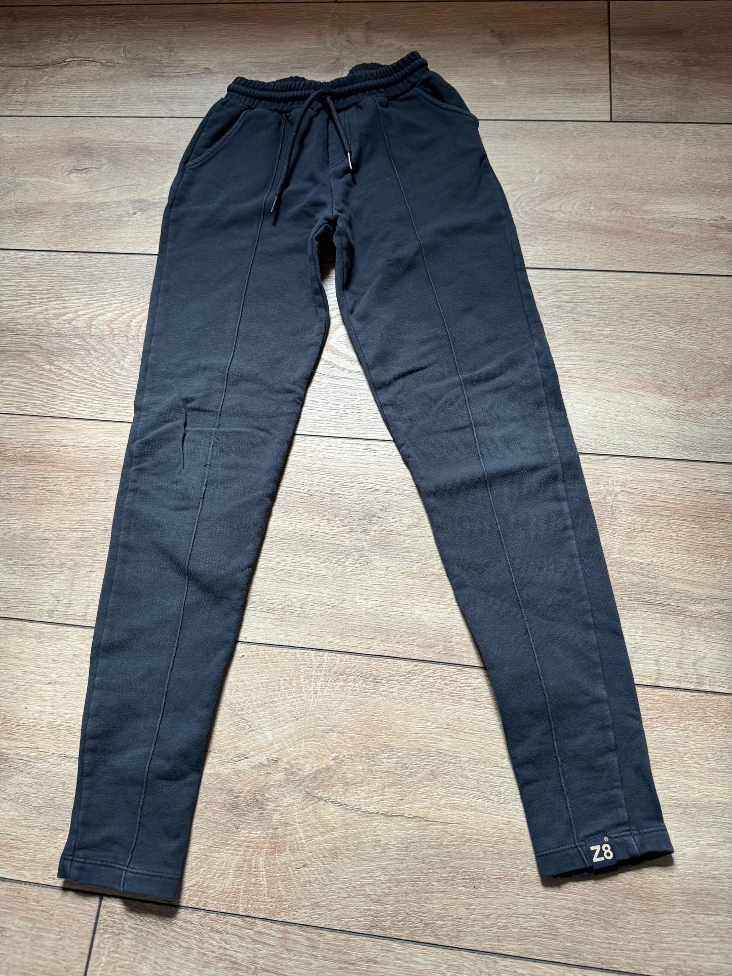 Z8 broek maat 140