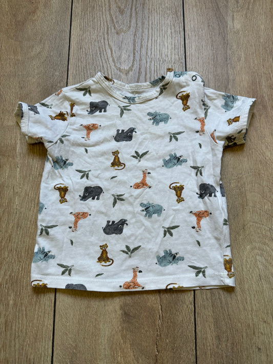 HEMA t-shirt maat 74-80