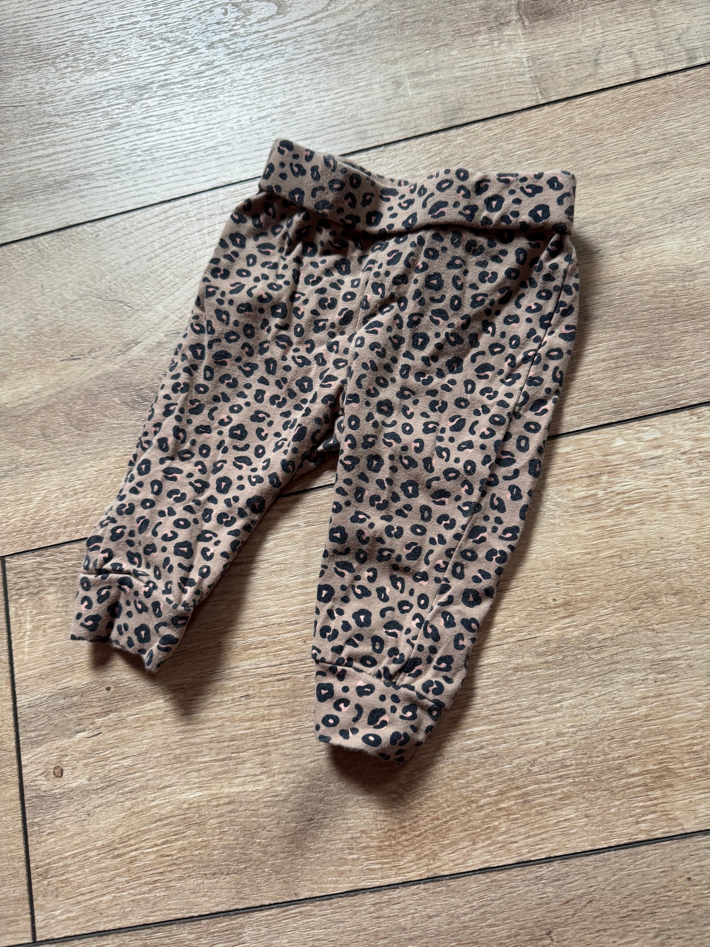 Babylook broekje maat 62