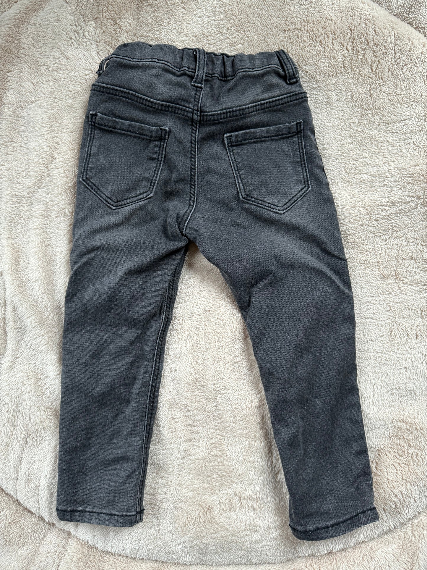 HEMA jeans maat 92