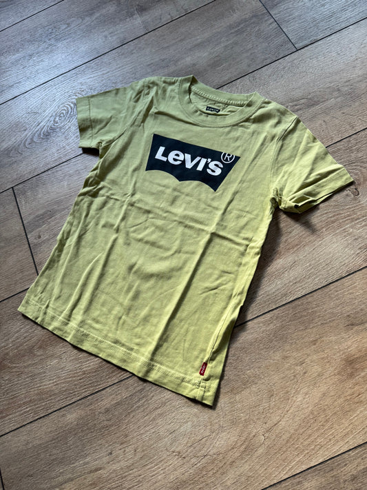 Levi’s tshirt maat 116