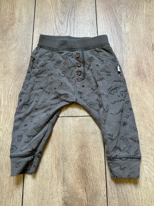 HEMA broek maat 74