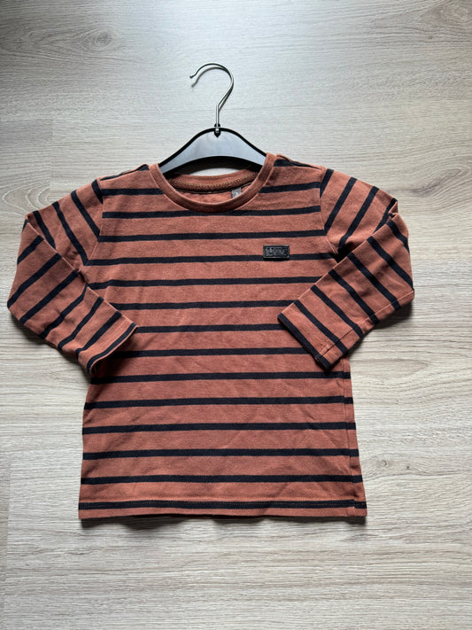 Levv shirtje maat 98