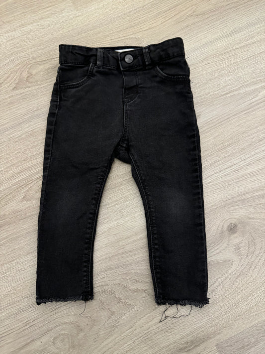 Zara jeans maat 86