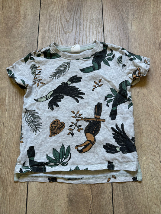 HEMA t-shirt maat 86/92