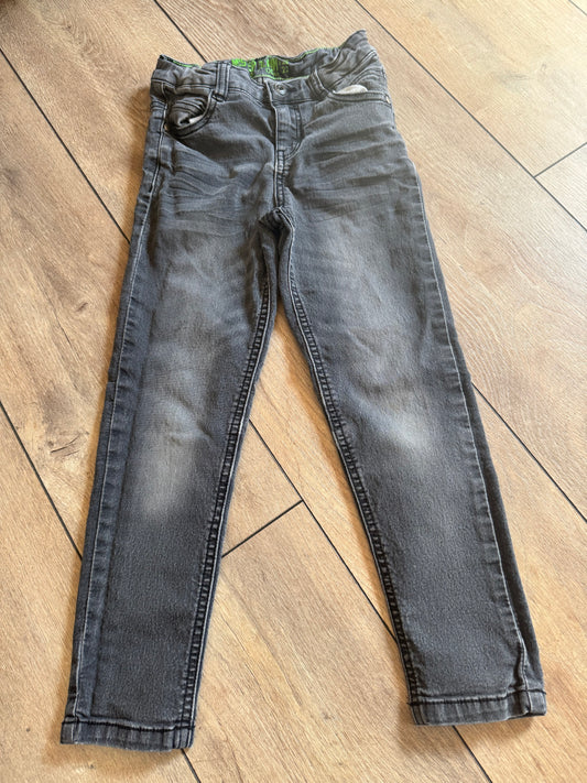 Wibra jeans maat 122