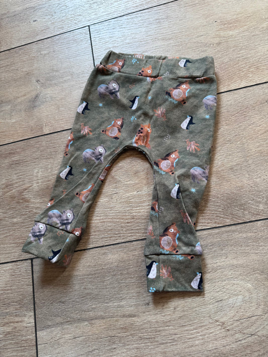 Two Little monkeys legging maat 62